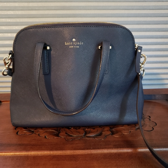 kate spade Handbags - Kate Spade Cedar Street Maise Handbag EUC